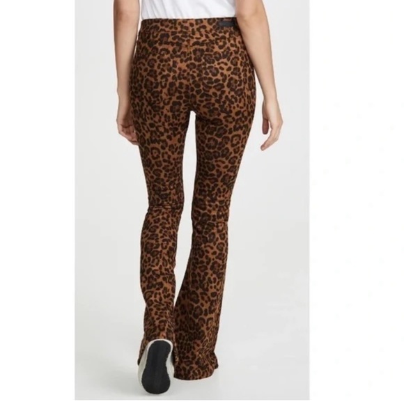 NWOT Blank NYC On The Prowl Leopard flare pants - Picture 4 of 8